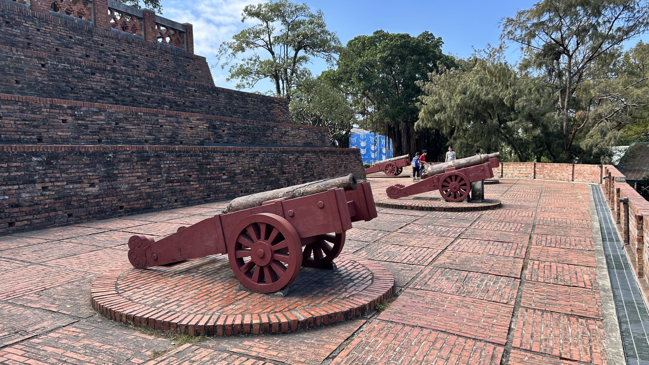 ゼーランディア城の大砲（ただし現在置かれているものは鄭成功時代のものではない）